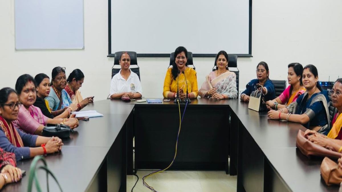 महिला कांग्रेस की बैठक: सरकार की नीतियों के खिलाफ संघर्ष और महिलाओं के अधिकारों पर हुई चर्चा, आगामी कार्यक्रमों पर बनी रणनीति