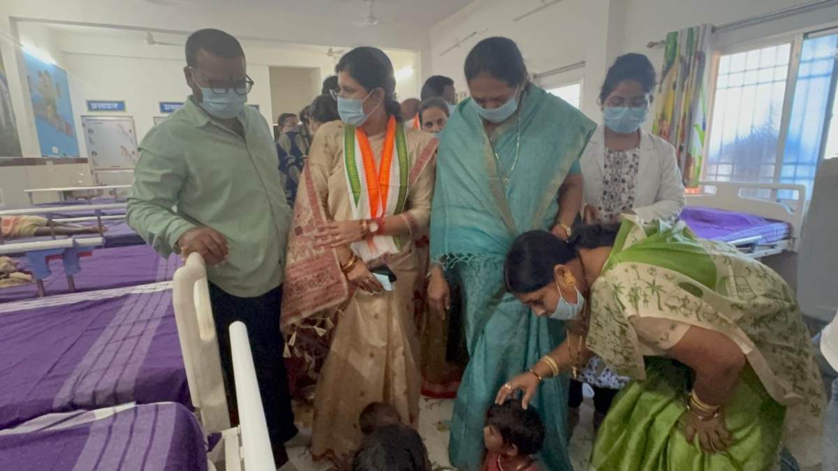 5 बैगा बच्चों की मौत का मामला: कांग्रेस का जांच दल पहुंचा प्रभावित गांव, सरकार पर उठाए सवाल