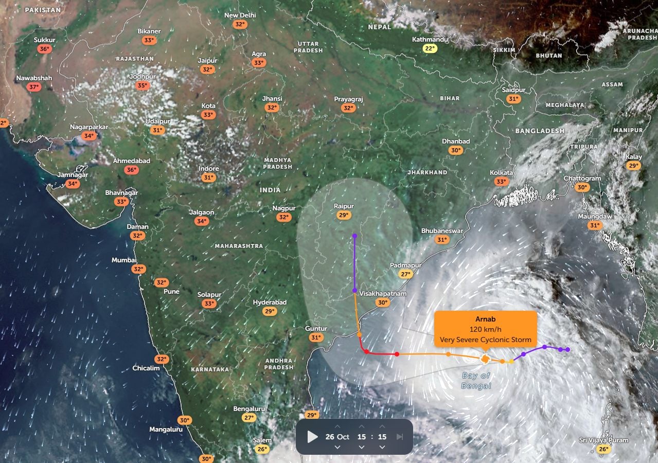 छत्तीसगढ़ में ‘अर्नब’ का असर! बस्तर से रायपुर तक बदल सकता है मौसम, 125 से 140 KMPH की रफ्तार से चलेगी हवाएं, एक क्लीक में देखें लाइव अपडेट