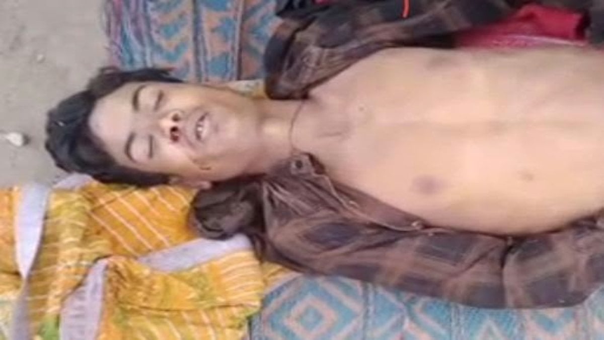 मोबाइल देखने को लेकर भाइयों में विवाद, बड़े भाई ने छोटे को डंडे से पीट-पीटकर उतारा मौत के घाट