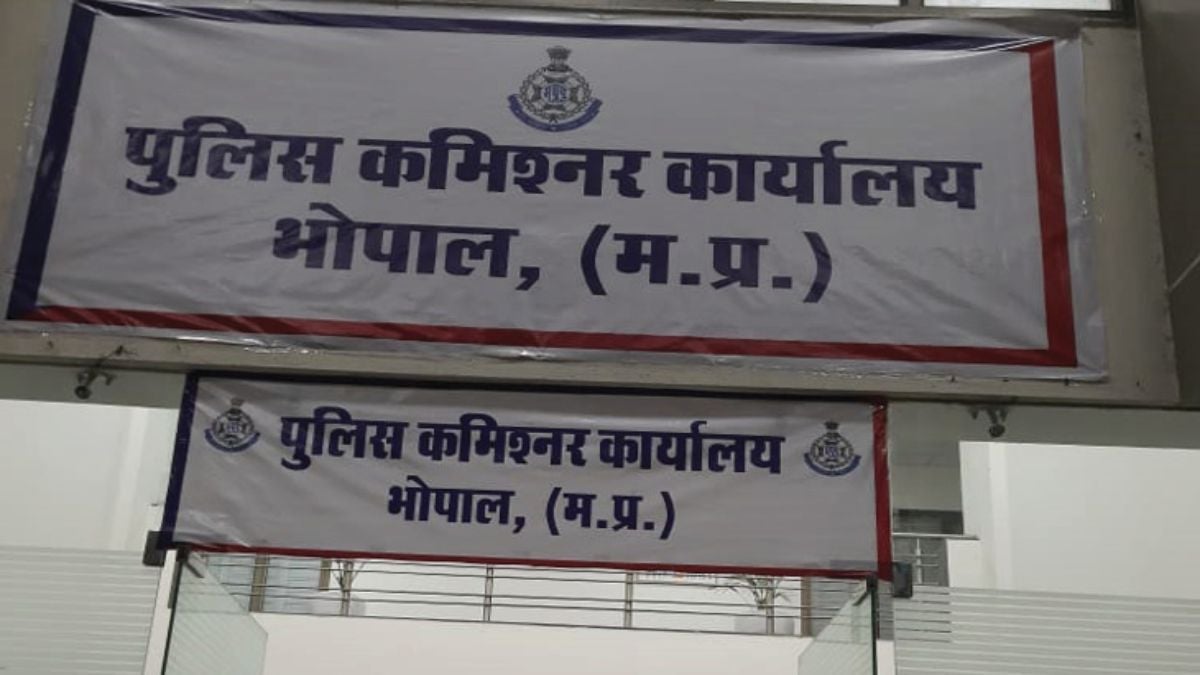 अपराधियों पर पुलिस का बड़ा शिकंजाः कमिश्नरेट ने 6 कुख्यात हिस्ट्रीशीटर बदमाशों को किया जिला बदर, हत्या-बलात्कार से लेकर चोरी के मामले दर्ज