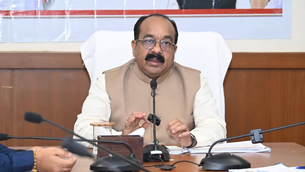 डिप्टी सीएम साव की संवेदनशील पहल : दीपावली से पहले नगरीय निकायों में वेतन और पेंशन का भुगतान, 164.65 करोड़ रुपए जारी