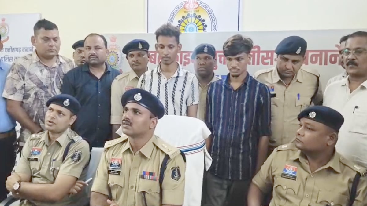 युवती पर एसिड अटैक का खुलासा : 8 घंटे के भीतर दो आरोपी गिरफ्तार, कथित प्रेमी ने रची थी साजिश, जानें कैसे खुला राज…