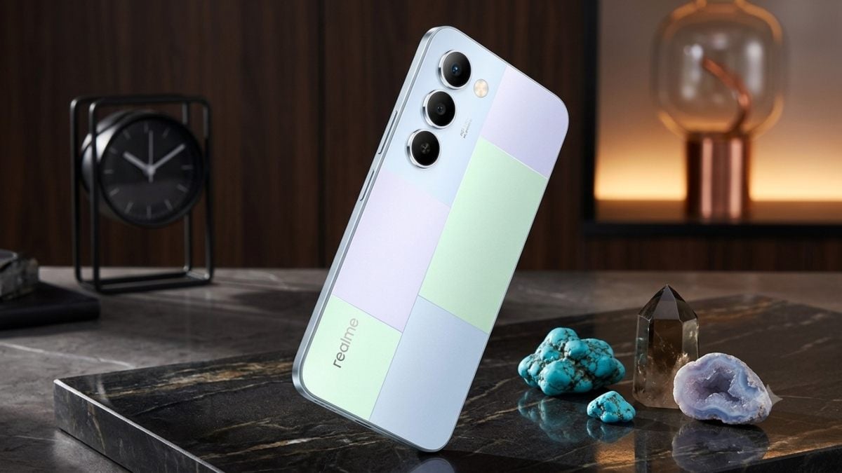 Realme P4 Lite 5G पर बड़ा डिस्काउंट, 7000mAh बैटरी वाला फोन 18,999 रुपये में खरीदने का मौका