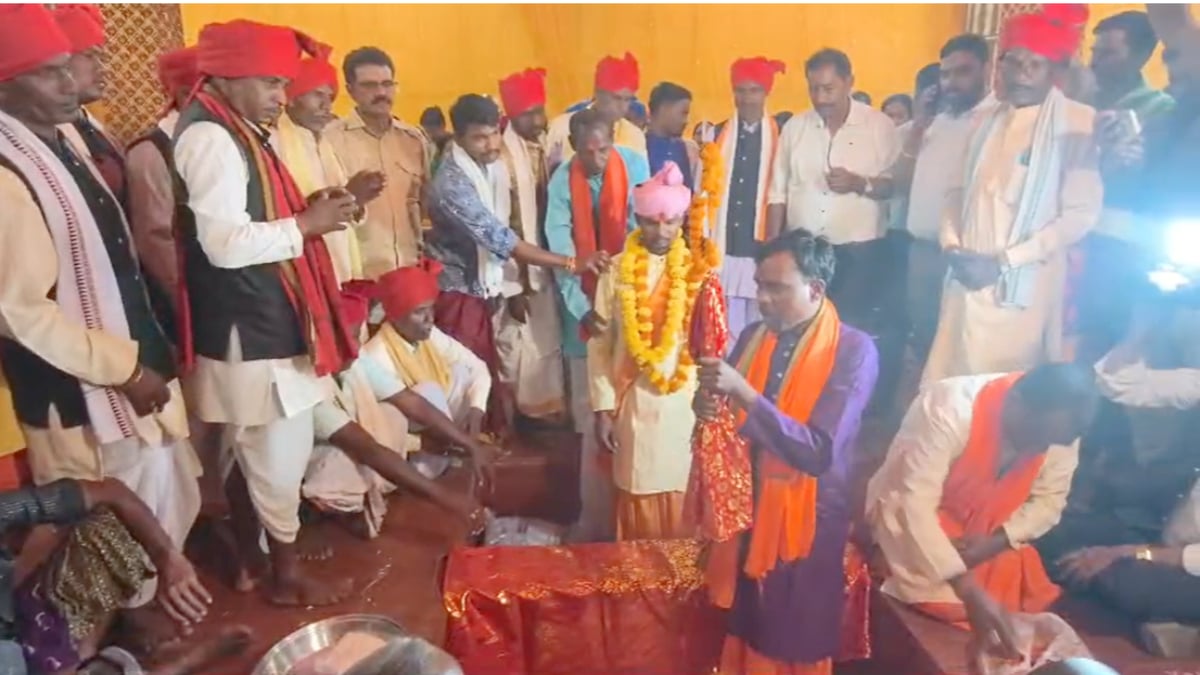 बस्तर दशहरा : जोगी बिठाई की हुई रस्म, 9 दिन निर्जल तपस्या करेंगे दौलत नाग, अगले साल परंपरा में शामिल नहीं होने के दिए संकेत, जानिए वजह…