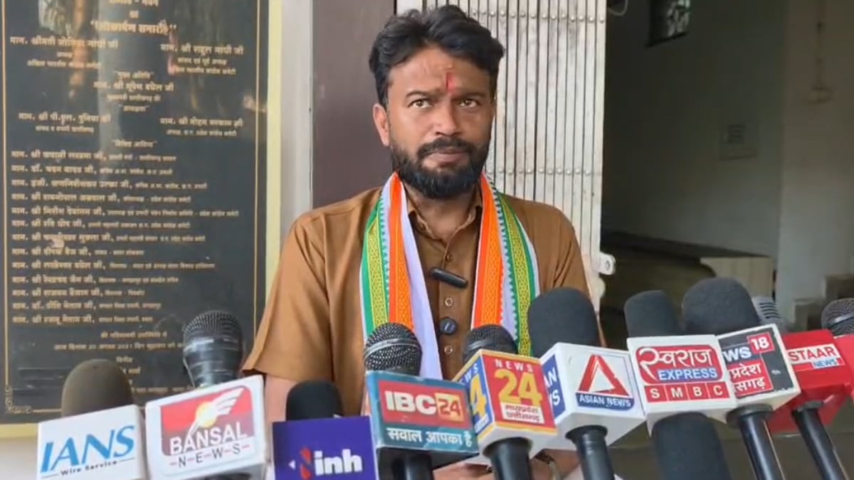 बस्तर दशहरा के विवादों पर कांग्रेस का हमला, सुशील मौर्य बोले- आस्था और परंपराओं के साथ हुआ खिलवाड़