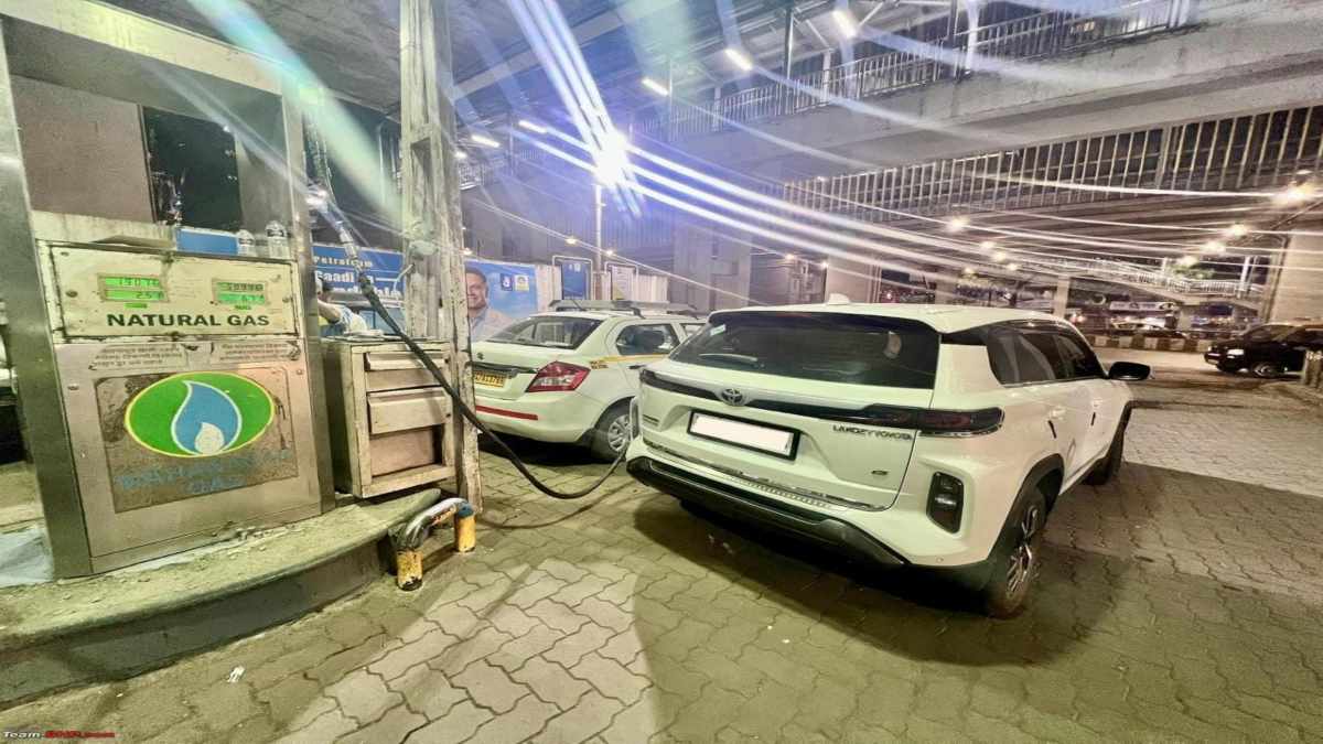 सीएनजी पंपों पर अब नहीं लगेगा लंबा जाम, AI की मदद से मिनटों में फुल होगा टैंक