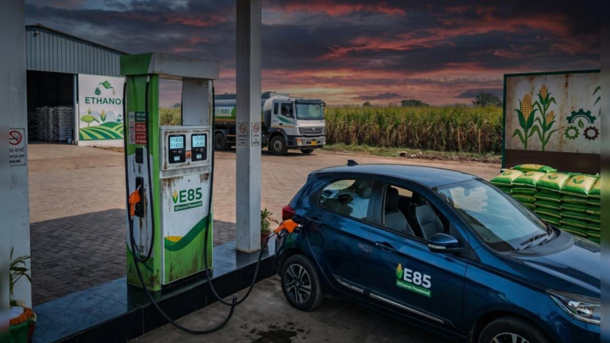 फ्लेक्स-फ्यूल नियमों में सरकार का बड़ा बदलाव: E85 के साथ अब E100 एथेनॉल वाहनों को भी मिली हरी झंडी