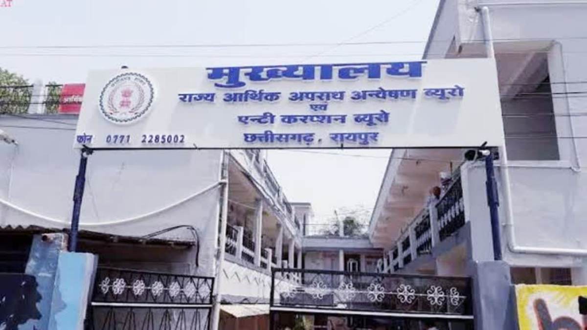 कोल लेवी घोटाला : विधायक देवेंद्र यादव को ACB/EOW का नोटिस, विशेष कोर्ट में पेश होने के निर्देश