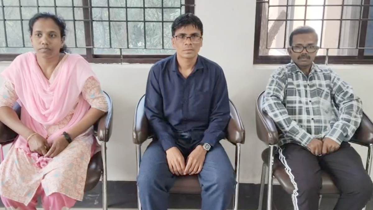 बस्तर में बदलाव की नई तस्वीर : नक्सलवाद छोड़ थामी किताब, 8 पूर्व नक्सलियों ने पास की 10वीं की परीक्षा