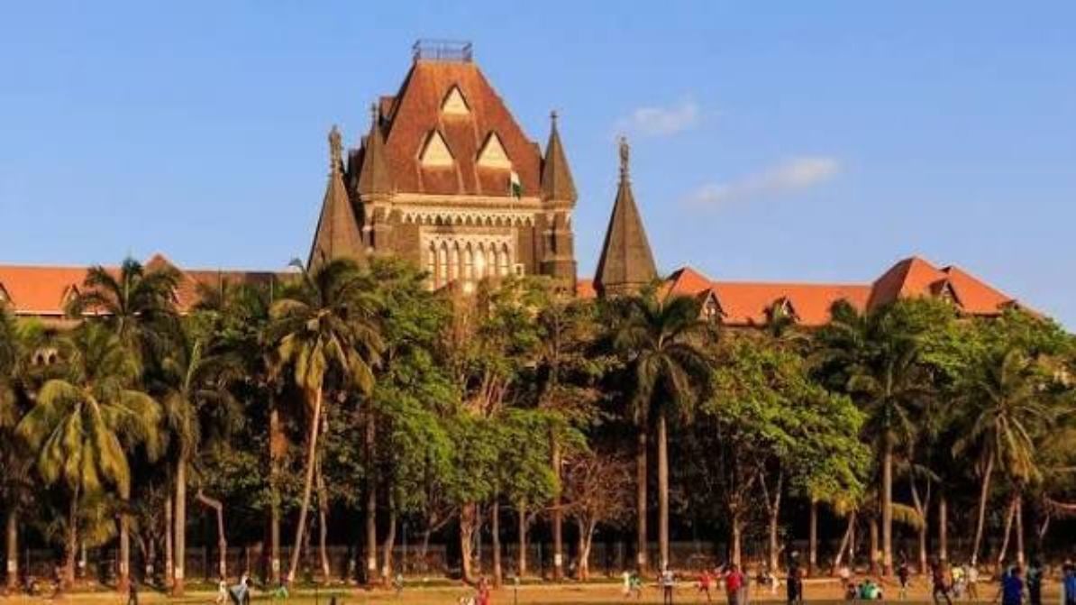 SIR प्रक्रिया को लेकर बॉम्बे HC ने EC को लगाई फटकार, कहा- ‘कानून नहीं, सिर्फ सॉफ्टवेयर के हिसाब से चल रहा काम’