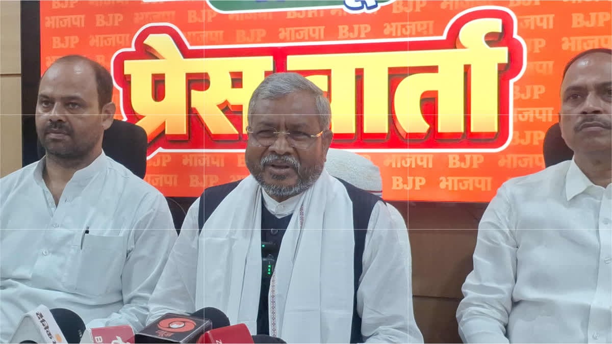 Jharkhand Politics: बाबूलाल मरांडी का कांग्रेस पर बड़ा हमला, बोले- देश में अराजकता और नरसंहार कराना चाहती है पार्टी