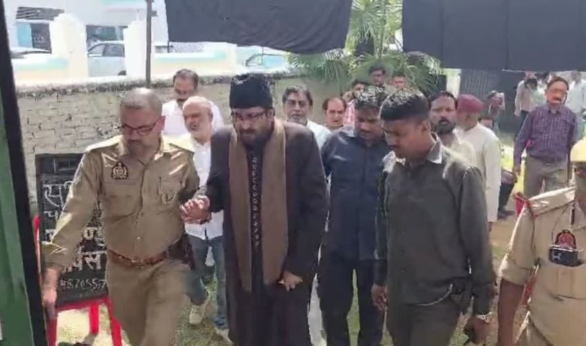 बाबरी, काशी और मथुरा: वोट बैंक की गंदी राजनीति पर मौलाना यासूब अब्बास का फूटा गुस्सा, जानें मामला