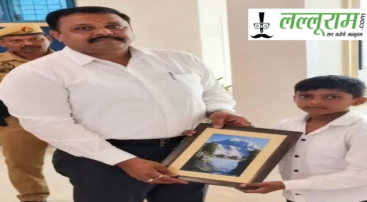 कौन हैं कुशीनगर के ‘अल्फाज’? जिनके काम के कायल हुए नेपाली हुक्मरान, सरहद पार से मिला बड़ा सम्मान