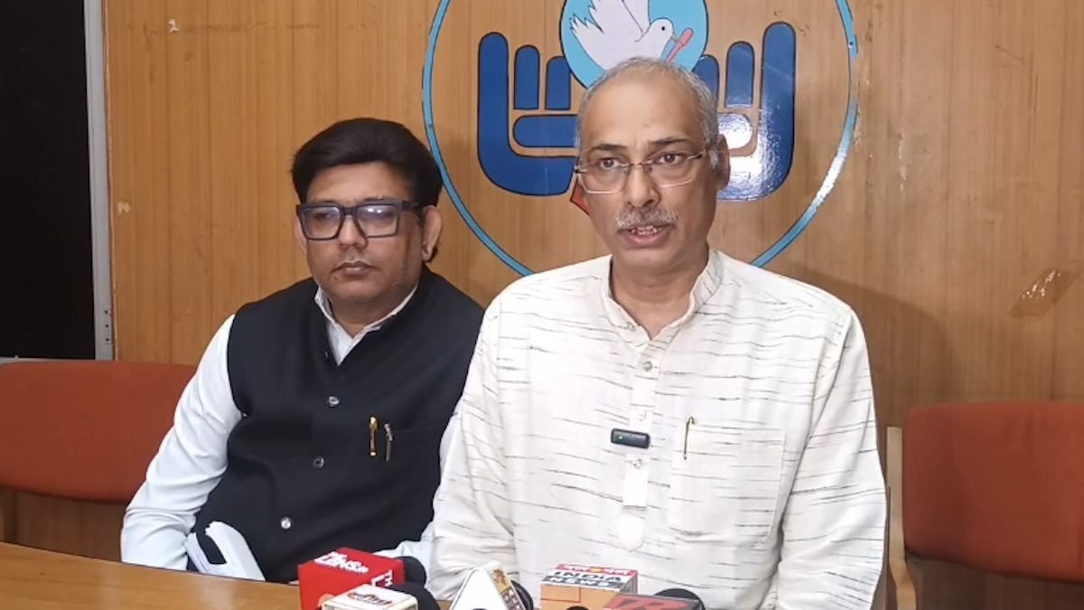निजी मेडिकल कॉलेजों की मनमानी, हॉस्टल और ट्रांसपोर्ट के नाम पर हर साल वसूल रहे 4,50,000 रुपए से अधिक राशि…
