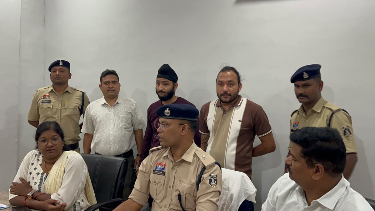 पौने दो लाख की साइबर ठगी में दो गिरफ्तार, म्यूल अकाउंट धारकों के नेटवर्क के साथ खुला अंतरराज्यीय गिरोह का राज