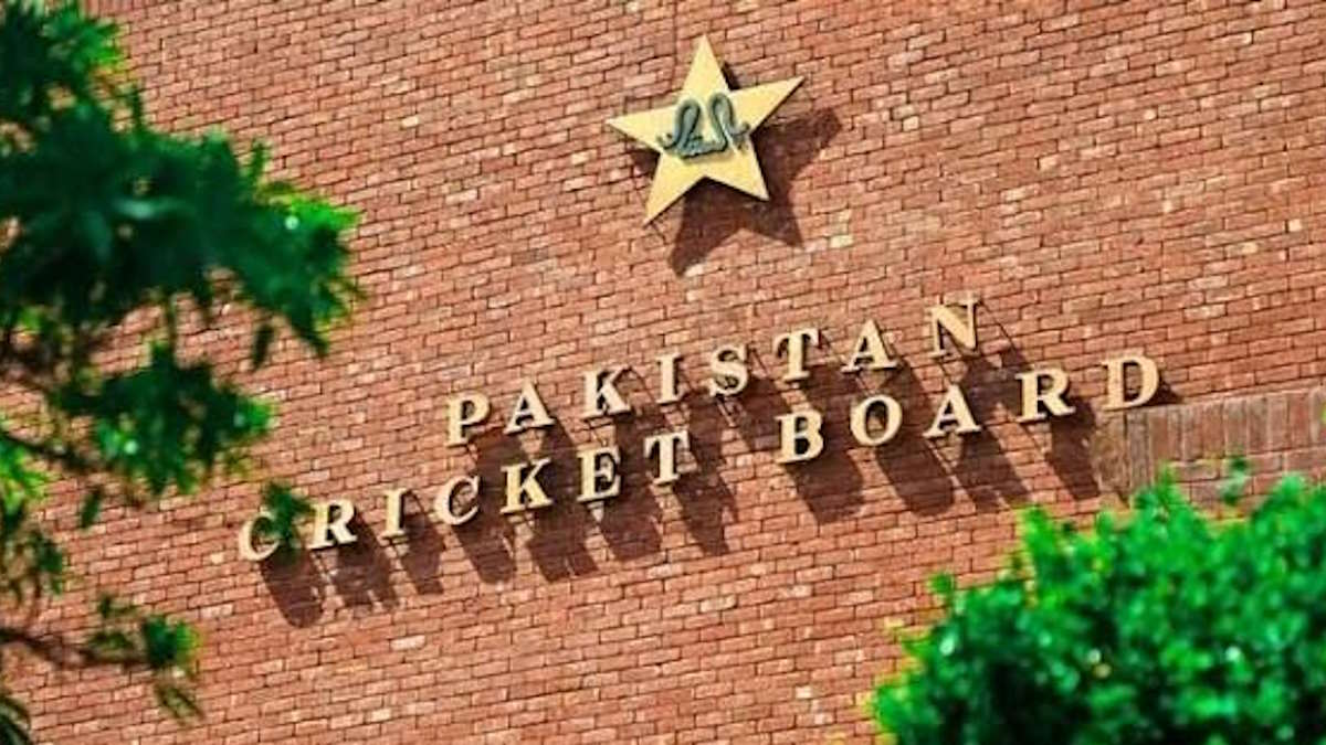 PCB को बड़ा झटका: पाकिस्तान क्रिकेट ब्रॉडकास्टिंग राइट्स के लिए सिर्फ एक बोली लगी, रिजर्व प्राइस से आधी कीमत पर बिके