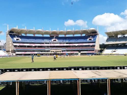 Ranchi T20 Ticket: लखनऊ से 1201 रुपये महंगा रांची का टिकट, 4 लोगों के लिए खर्च होंगे कम से कम 6400, बिक्री पर भी पड़ा असर