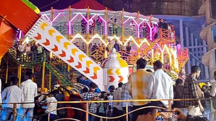 रांची के बकरी बाजार मेले में बड़ा हादसा टला, हवा में झुक गया ‘छिपकली झूला’, मची चीख-पुकार