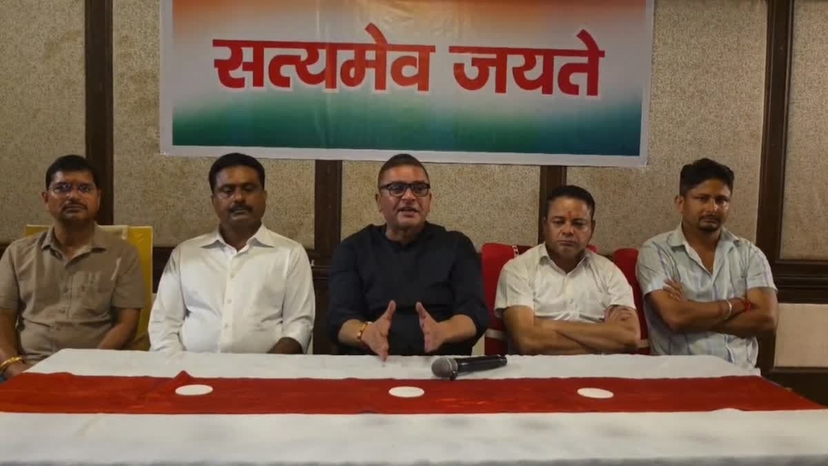 ‘मेरी हत्या हो सकती है…’ कैमरे के सामने फफक कर रो पड़े कांग्रेस विधायक, परिवार की सलामती के लिए लगाई गुहार