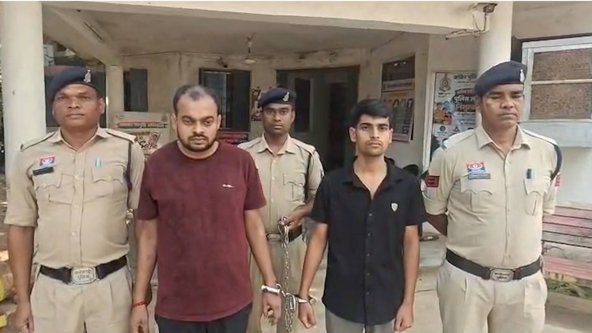 शराब में मिलावट और अनधिकृत पैकेजिंग: दो आरोपियों की रायपुर से हुई गिरफ्तार, आठ आरोपी पहले ही हो चुके हैं अरेस्ट