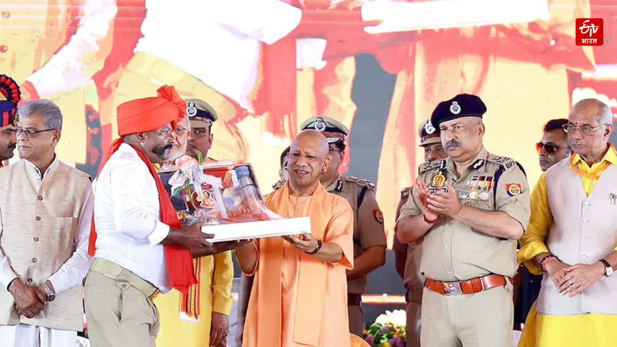 यूपी के 68 हजार परिवारों के लिए आई सबसे बड़ी खुशखबरी! योगी सरकार के इस एक फैसले से खुशी से झूमे ग्राम प्रहरी